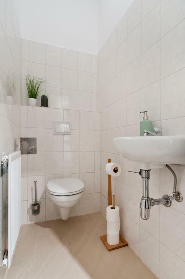 Stylish Self-Check-In Apartment With 2 Bedrooms Viyana Dış mekan fotoğraf
